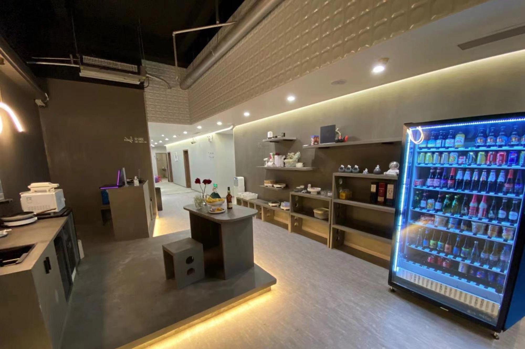 Puzzle Hotel Guangzhou Fenghuang New Village Subway Station Extérieur photo