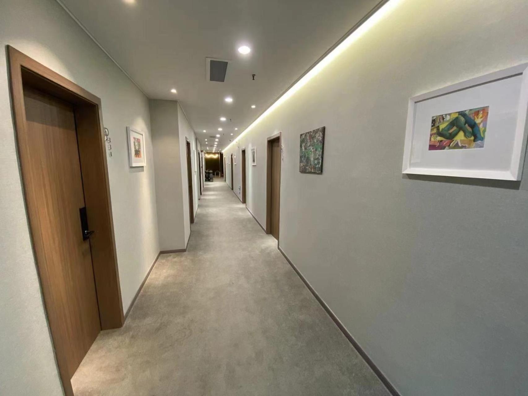 Puzzle Hotel Guangzhou Fenghuang New Village Subway Station Extérieur photo